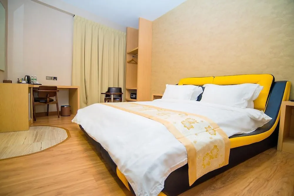Hotel Shiki Johor Bahru 2*,